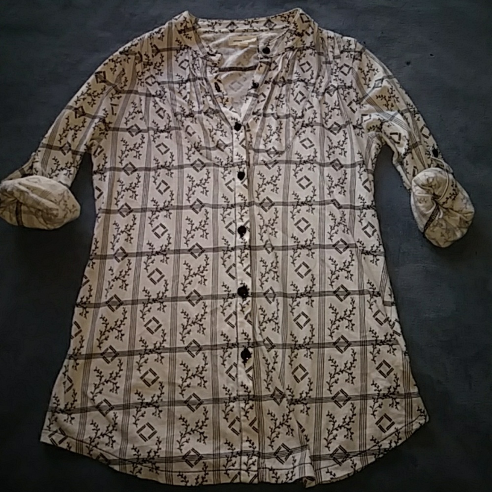 UO S button up